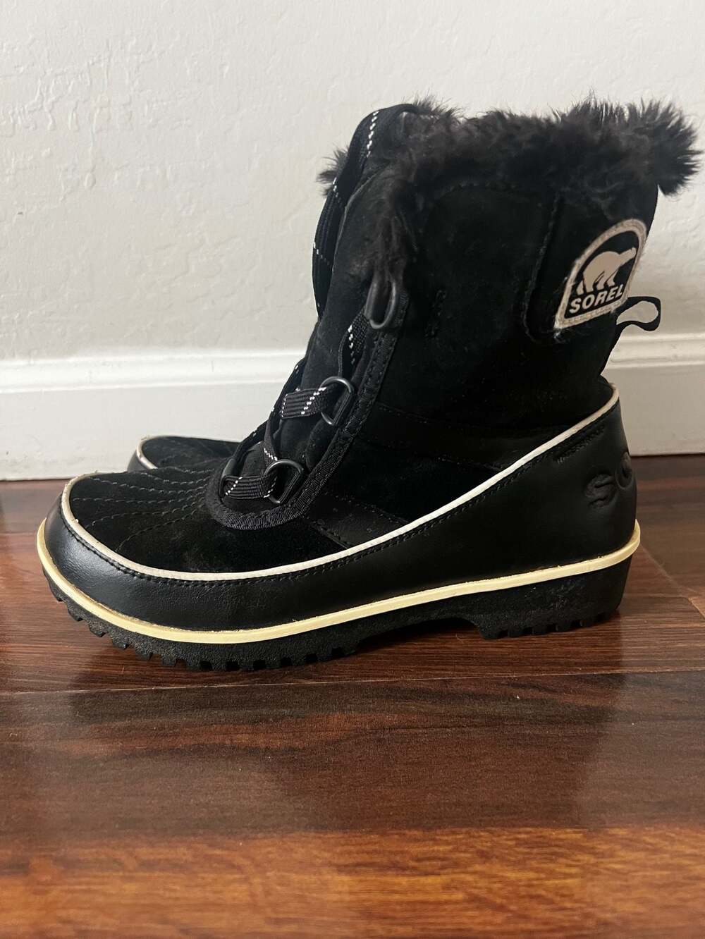 Sorel Tivoli II Women's Black Suede Waterproof Winter Snow Boots US 7.5
